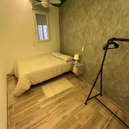 Apartamento Recien Reformado Con 5 Habitaciones Y 3 Banos Madrid Exterior photo